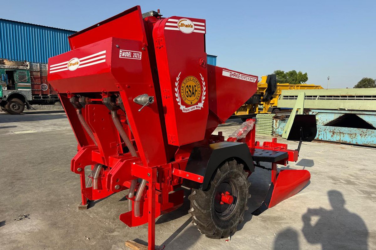 Automatic Potato Planter Manufacturer & Supplier in India - Bhaike Agriculture Works 2