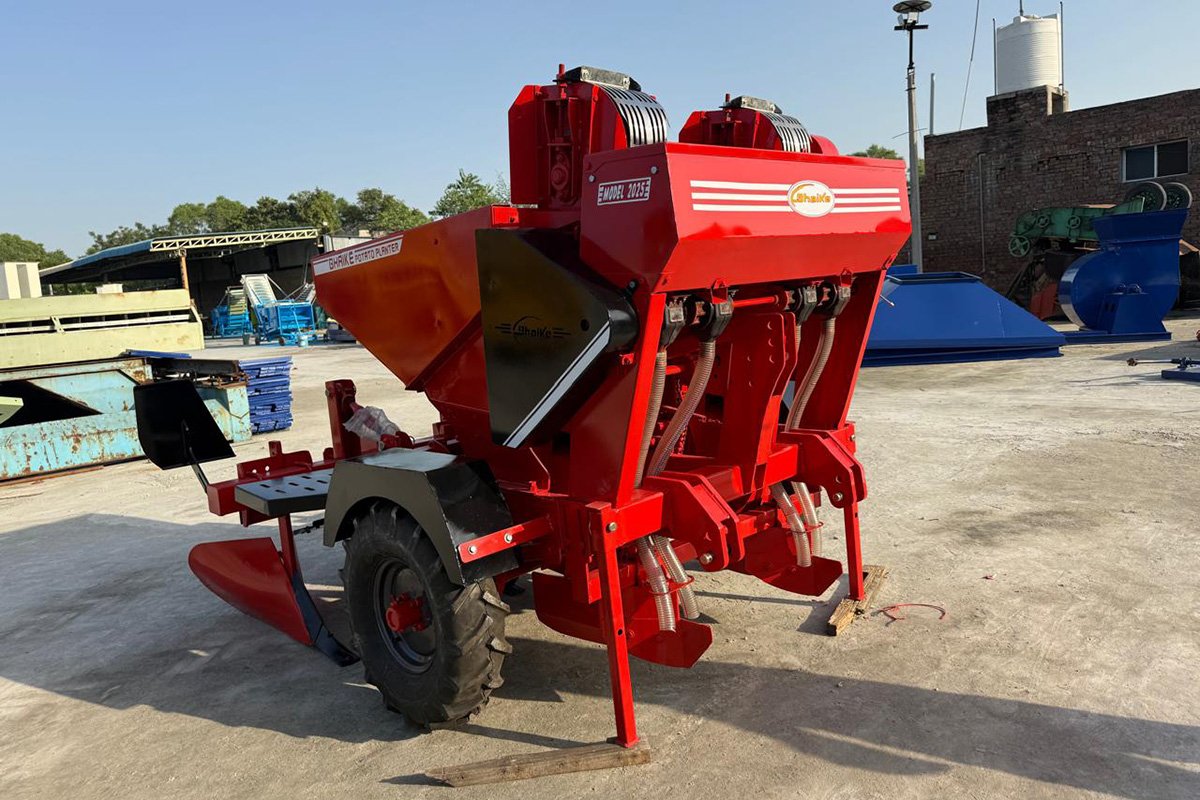 Automatic Potato Planter Manufacturer & Supplier in India - Bhaike Agriculture Works 3