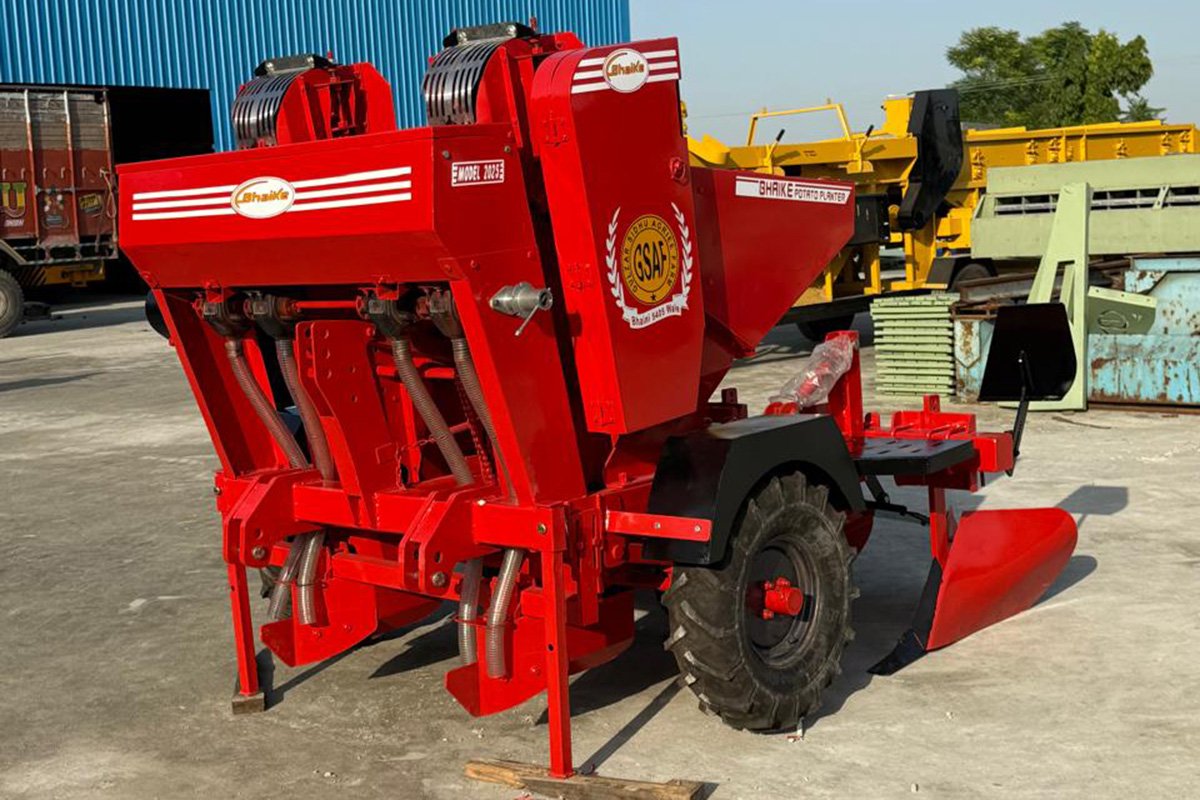 Automatic Potato Planter Manufacturer & Supplier in India - Bhaike Agriculture Works 4