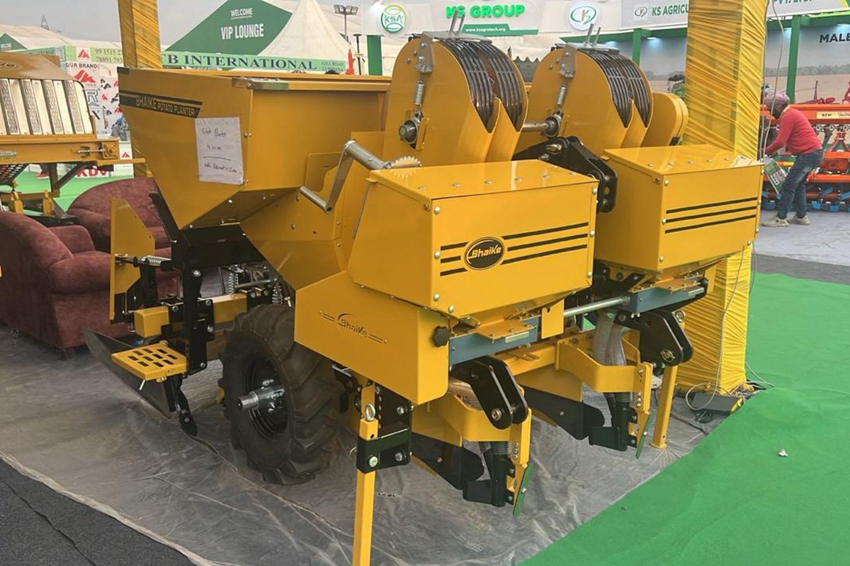 Automatic Potato Planter Heavy Duty Manufacturer & Supplier in India - Bhaike Agriculture Works