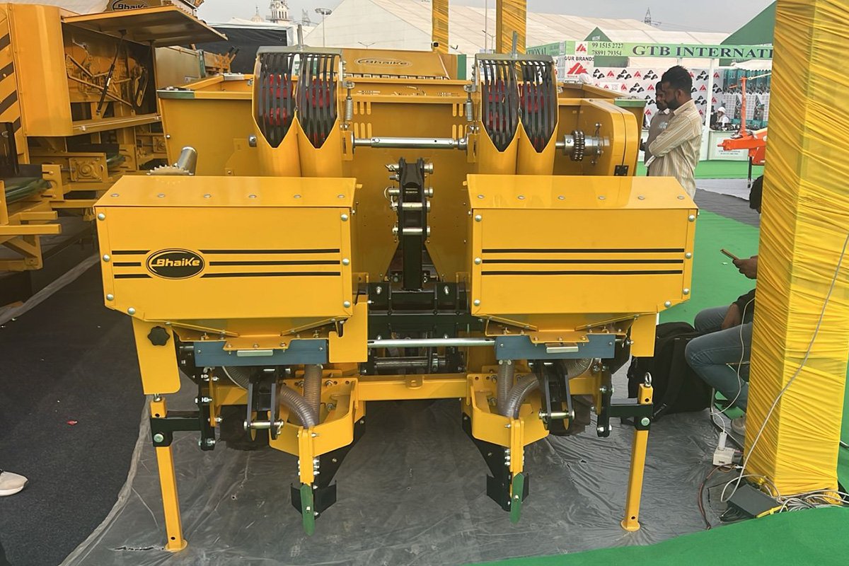 Automatic Potato Planter Heavy Duty Manufacturer & Supplier in India - Bhaike Agriculture Works 3