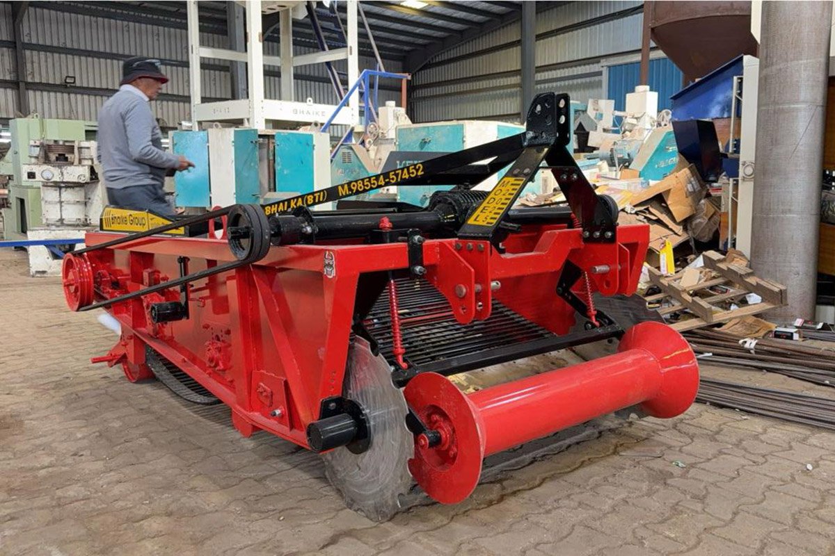 Potato Digger Single Jaal Manufacturer and Supplier in India - Bhaike Agriculture Works 3